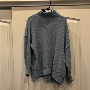 American Eagle Outfitters Gray Turtleneck Sweater